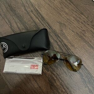 Ray-Ban Aviator Sunglasses with Case